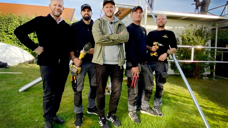  ”Dom kallar oss hantverkare” en ny humorserie för proffshantverkare, där hantverkarna själva spelar huvudrollen.