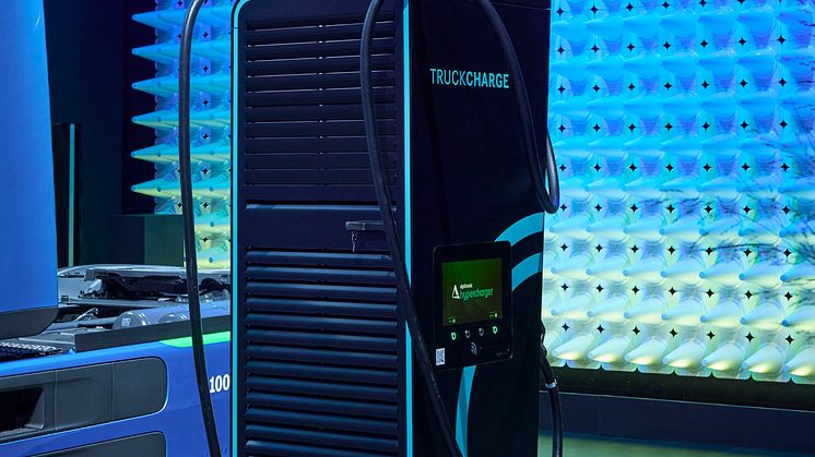 TruckCharge lansering IAA.jpg