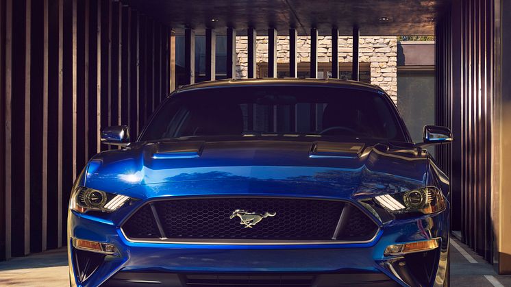 New-Ford-Mustang-V8-GT-with-Performace-Pack-in-Kona-Blue-2