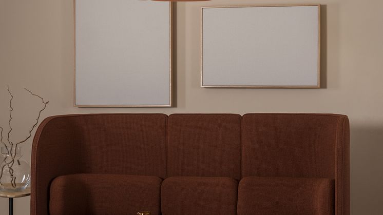 Hikari in a breakout area