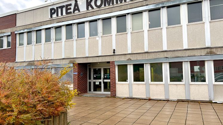 Piteå kommunhus skärper säkerheten efter hot