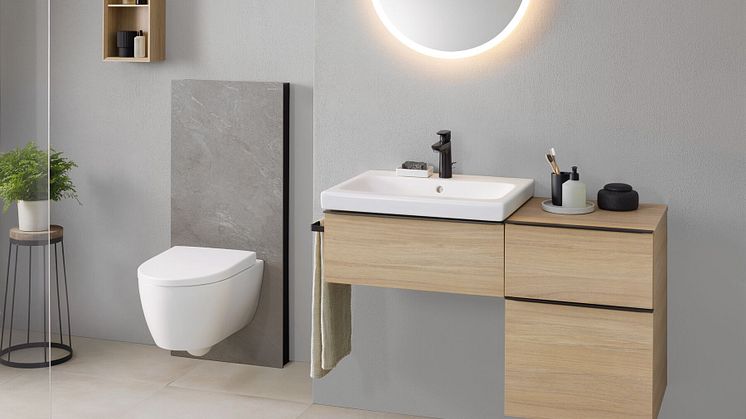 Ikke bare ser den elegant ut, Monolith Plus imponerer også med en rekke komfortfunksjoner som belysning og luktavsug.