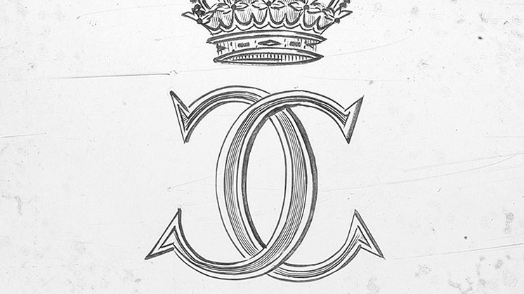 Monogram_Et par kongelige kander af glas med montering af sølv. Heath & Middleton, Birmingham 1892-1893