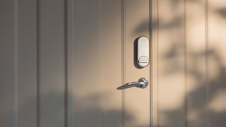 Yale Linus Door 2