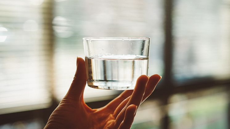 I Oslo, Bergen og Trondheim bruker hver innbygger i snitt 73 702 liter vann per år, sammenlignet med 64 921 liter per person i samtlige nordiske storbyer.