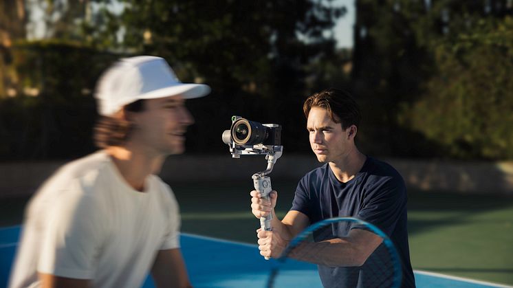 RS 4 Mini  - Tennis Scenario Shooting Frontward KV.jpg