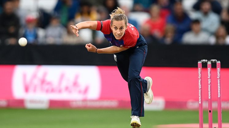 Tash Farrant in action for England. Photo: Getty Images