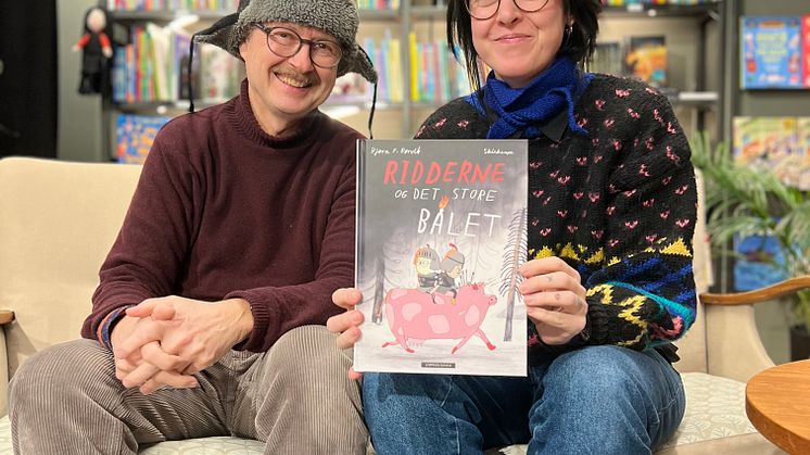 Bjørn Rørvik og Marianne Gretteberg Engedal har samarbeidet om Ridderne og det store bålet. Foto Zoë Waage