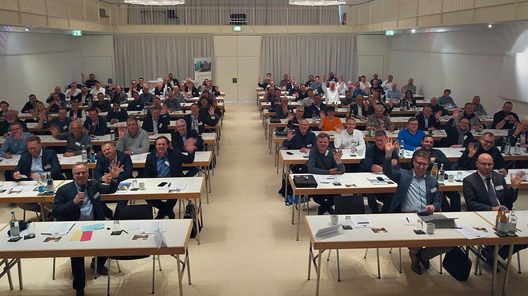Am 27. Februar 2020 ist es wieder soweit: Beim jährlichen Klempnertreff in Münster dreht sich alles um Metalldächer, Metallfassaden, Betrieb und Recht. Foto: Airteam