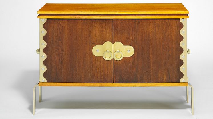 Orla Høyer: A pair of unique low cabinets (1941)