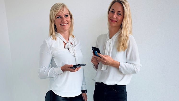Fra venstre: Drifts- og utviklingsleder i VB Smart AS, Elise Støle Ovedal sammen med HMSK- og driftskoordinator Pernille Wabakken, gleder seg over at stadig flere VB-rørleggere tar i bruk VB Smart. – En meget lønnsom investering, sier de.