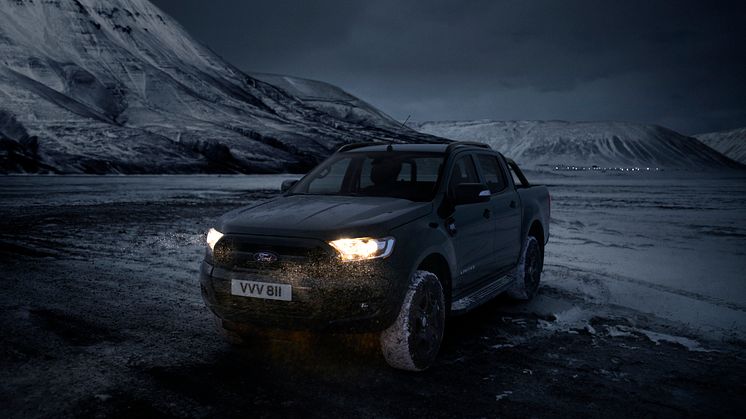Ford Ranger Black Edition Svalbard (2)