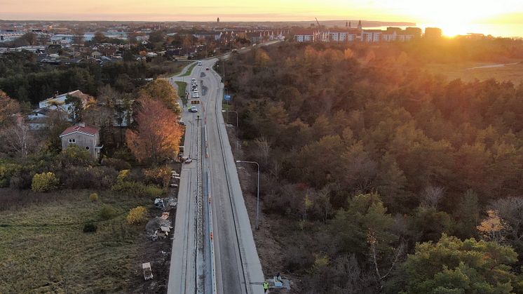 Sommaren 2021 planerar Vy Flygbussarna köra elbussen i trafik på den trådlösa elvägen mellan Visby flygplats och Visby Centrum.