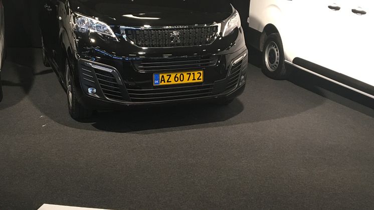 Peugeot Expert kåret som "Årets Varebil 2017"