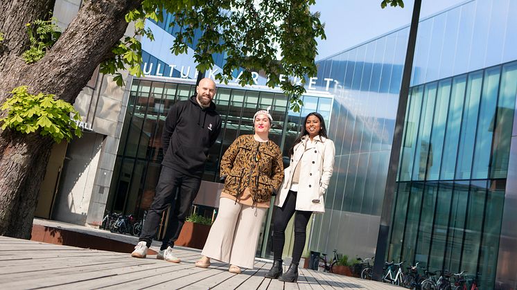 Block Party är ett samarbete där Jon Daly Skoog och Anita Basha är drivande och Nafisa Mustaf Cali är en av artisterna som kommer att ta plats på scenen. Foto: Karin Foberg.