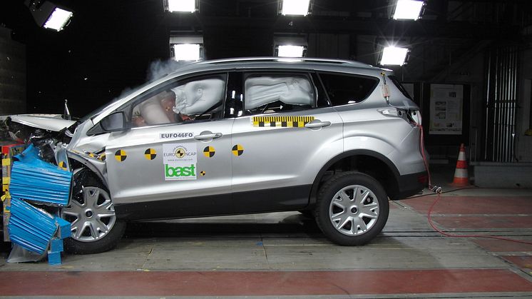 Ford dominerar 2012 års Euro NCAP:s Best-in-Class med Kuga, Transit Custom och B-MAX i säkerhetstoppen 