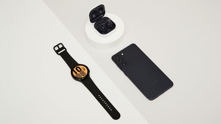 Galaxy S21 FE_Lifestyle Product 22.jpg
