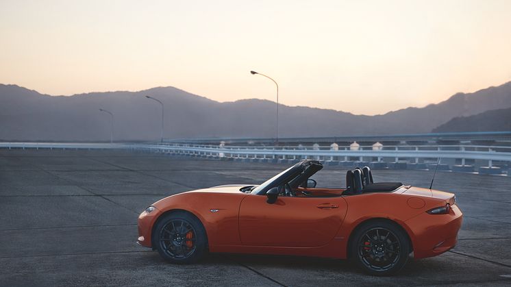 MX-5 30th 5