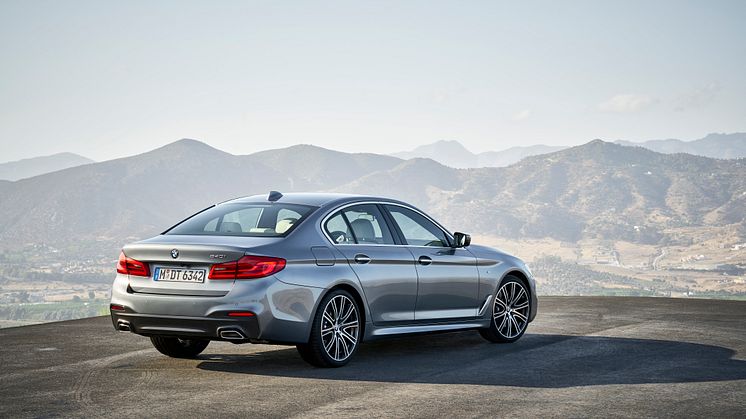 BMW 5-serie Sedan - bagfra