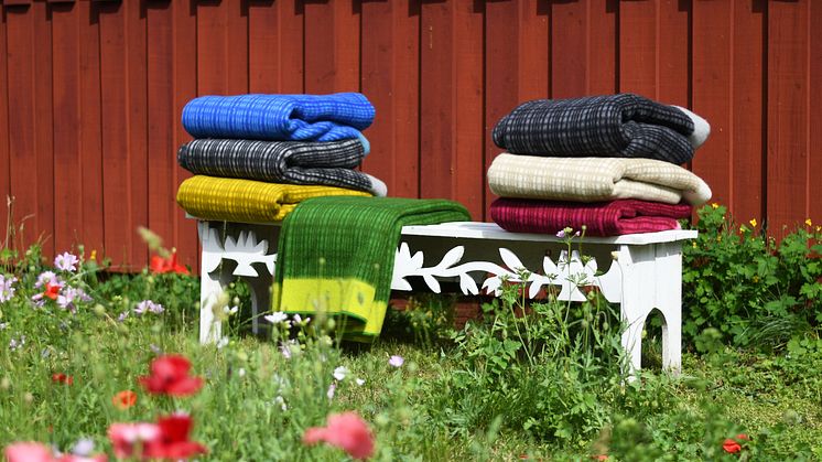 Ullpläden Darling från Sofie Sjöström™ design finns i åtta härliga kulörer