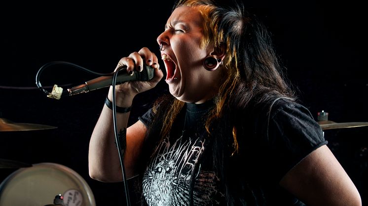 Kaysa Timmerbacka, vokalist i punkbandet Contorture