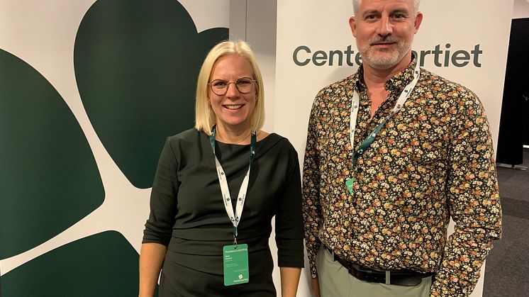 Karin Ernlund, distriktsordförande Centerpartiet i Stockholm och Claes Nyberg, distriktsstyrelseledamot och gruppledare för Centerpartiet i Utbildningsnämnden i Stockholm.