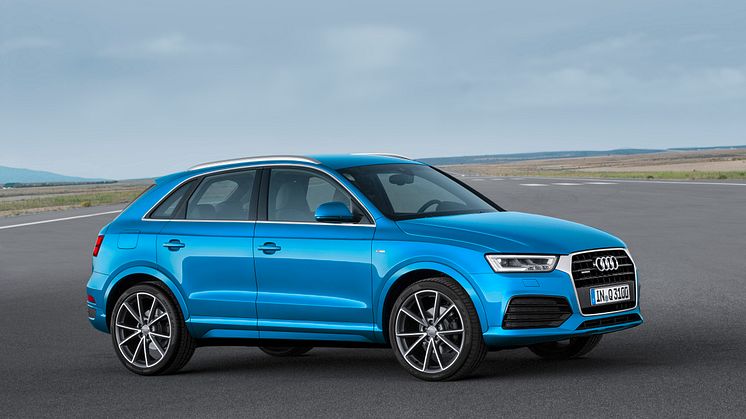 Q3 blue side front