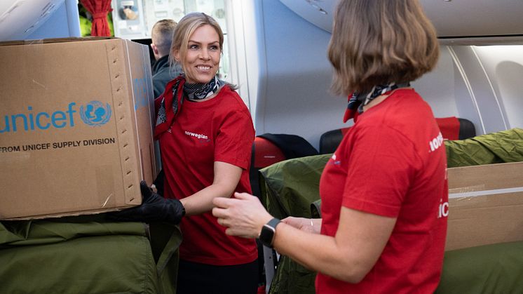 Norwegian lastar på nödhjälp 