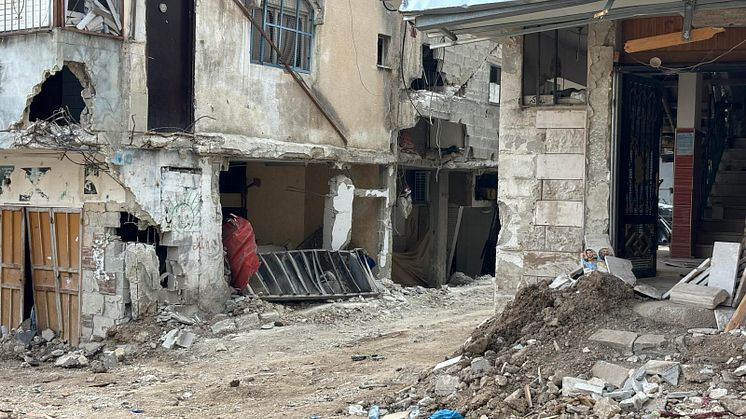 Förstörda hem efter en räd av israeliska styrkor i flyktinglägret Tulkarem på det ockuperade Västbanken. Foto: Rädda Barnen.