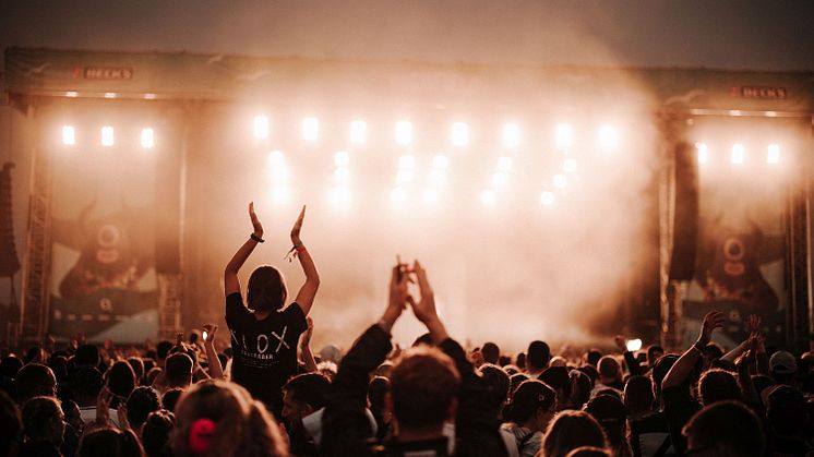 Stimmung beim Auftritt von Kummer auf dem Highfield Festival 2022 - Foto: Christoph Eisenmenger