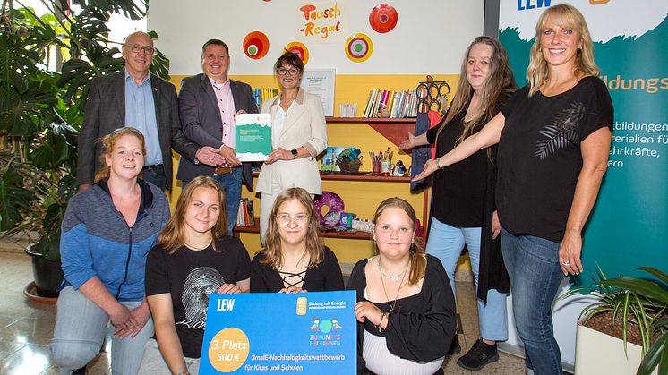 202308_Preisverleihung_Zukunftsheldinnen_Großaitingen