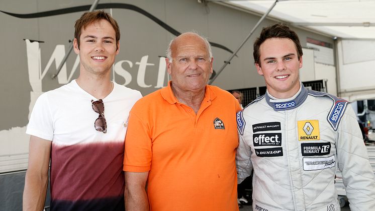 Första segern för Paul Blomqvist i Formel Renault 1,6