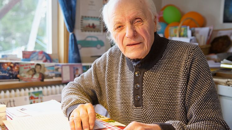 Arne Gavelin i sitt hem. Foto: Rikard Samuelsson.