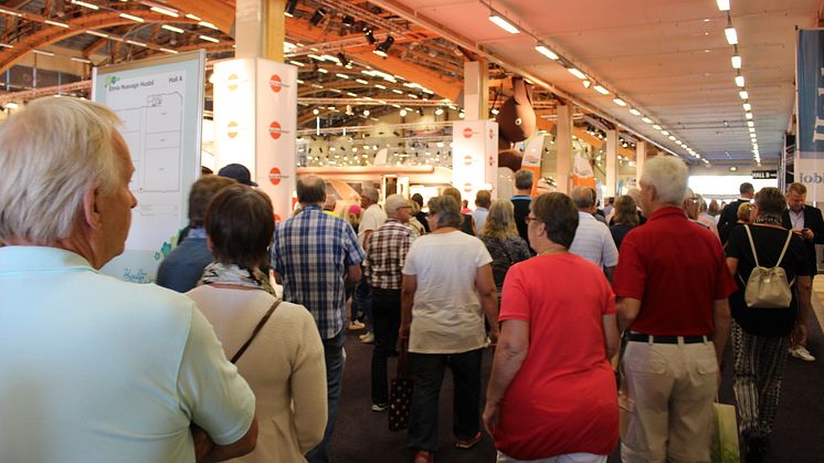 Fullt i hallarna