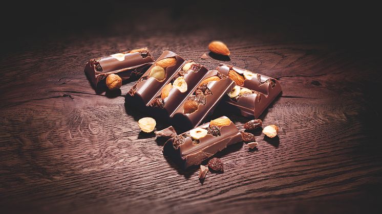 LRDA_wooden_broken_pieces_milk_raisins_100g