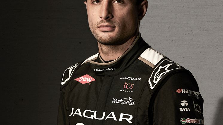 J_TCS_Racing_MitchEvans_Season10_2023_4