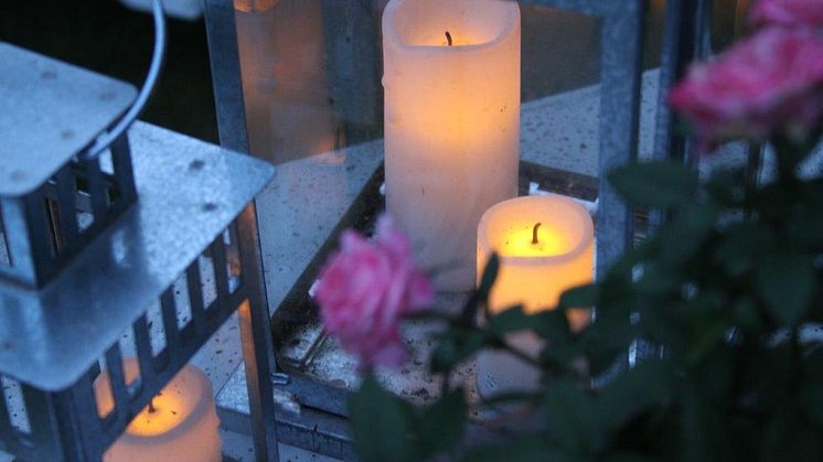 Stort blockljus med skymningssensor är månadens vara i september.