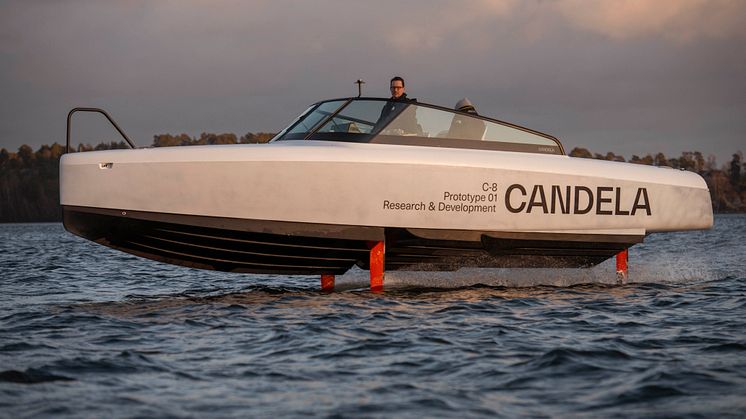 Candela C-8 maiden flight