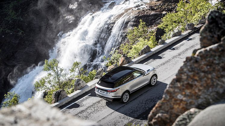 Range Rover velar2