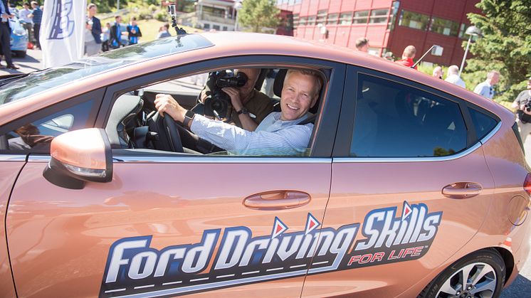 Fra pressekonferansen hvor Ford Motor Norge og forsikringsselskapet If lanserer et unikt opplæromgsprogram for unge sjåfører Ford Driving Skills for Life