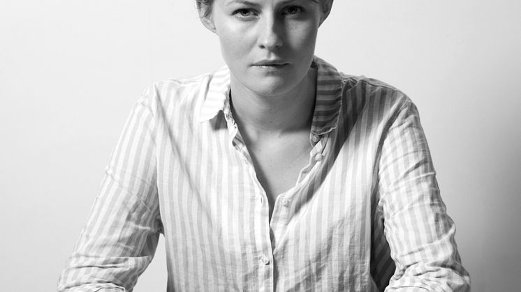 Edda Magnason medverkar i ...har du sett världen - en musikföreställning om Malmö och Mikael Wiehe