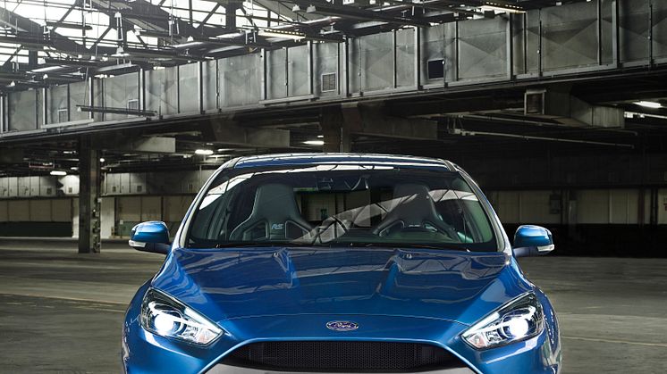 Ford viser nye Ford Focus RS; høyytelsesbil med innovativt firehjulsdrift-system