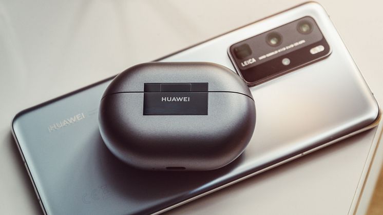 Huawei_FreebudsPro_lifestyle2
