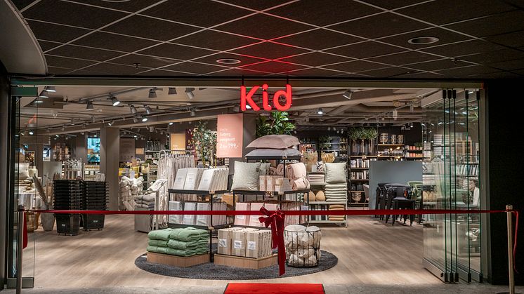 Åpning av stor-butikken Kid Interiør på Ski Storsenter