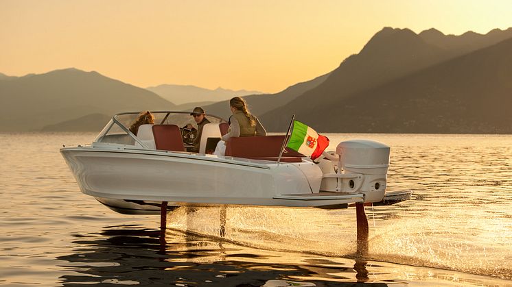 Candela C-7