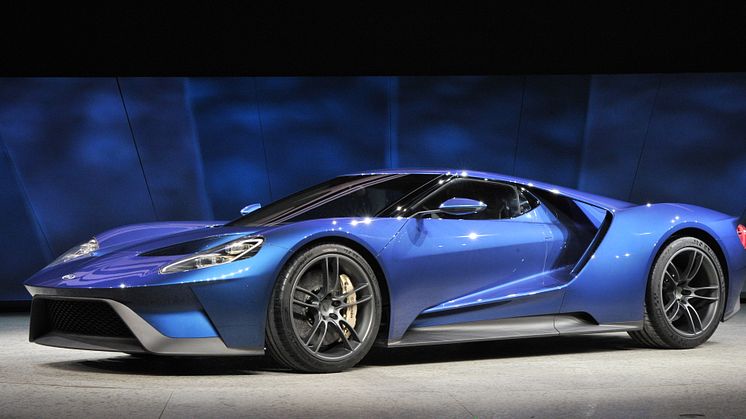 Ford viser krefter på Genève-utstillingen: Focus RS og Ford GT spiller hovedrollene