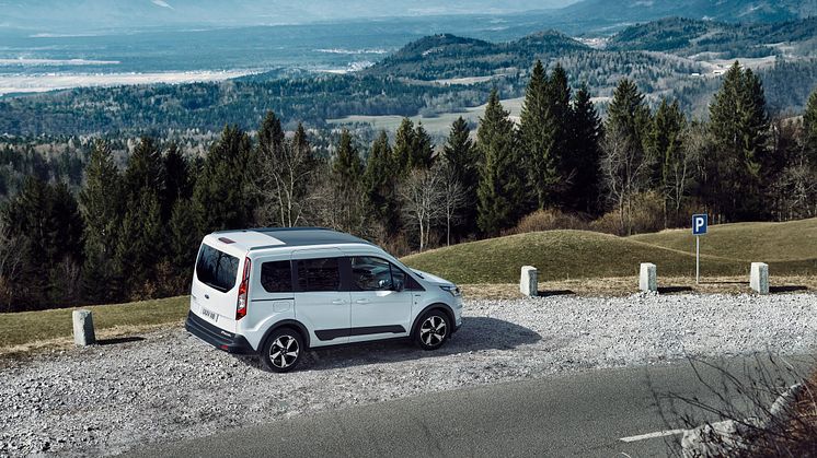 FORD_2020_TOURNEO_CONNECT_ACTIVE-01