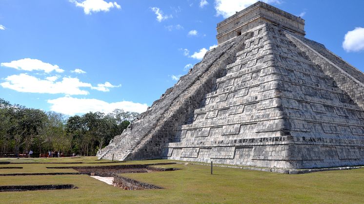 Ancient Aliens: The Ultimate Evidence