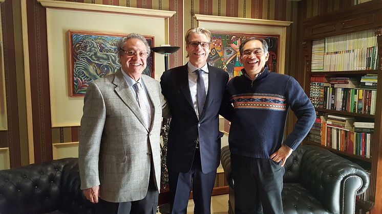 El grupo del periódico mexicano selecciona Roxen Newsroom Solution