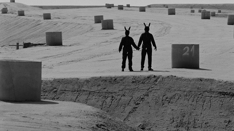 Schröter + Schröter XII, SW Fotografie 120 cm x 169 cm_© VG Bild Kunst Bonn
